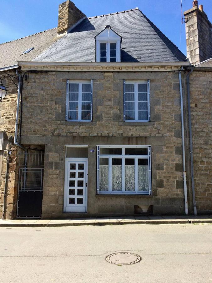 Le Gite Du Mont Val-Couesnon Exterior photo